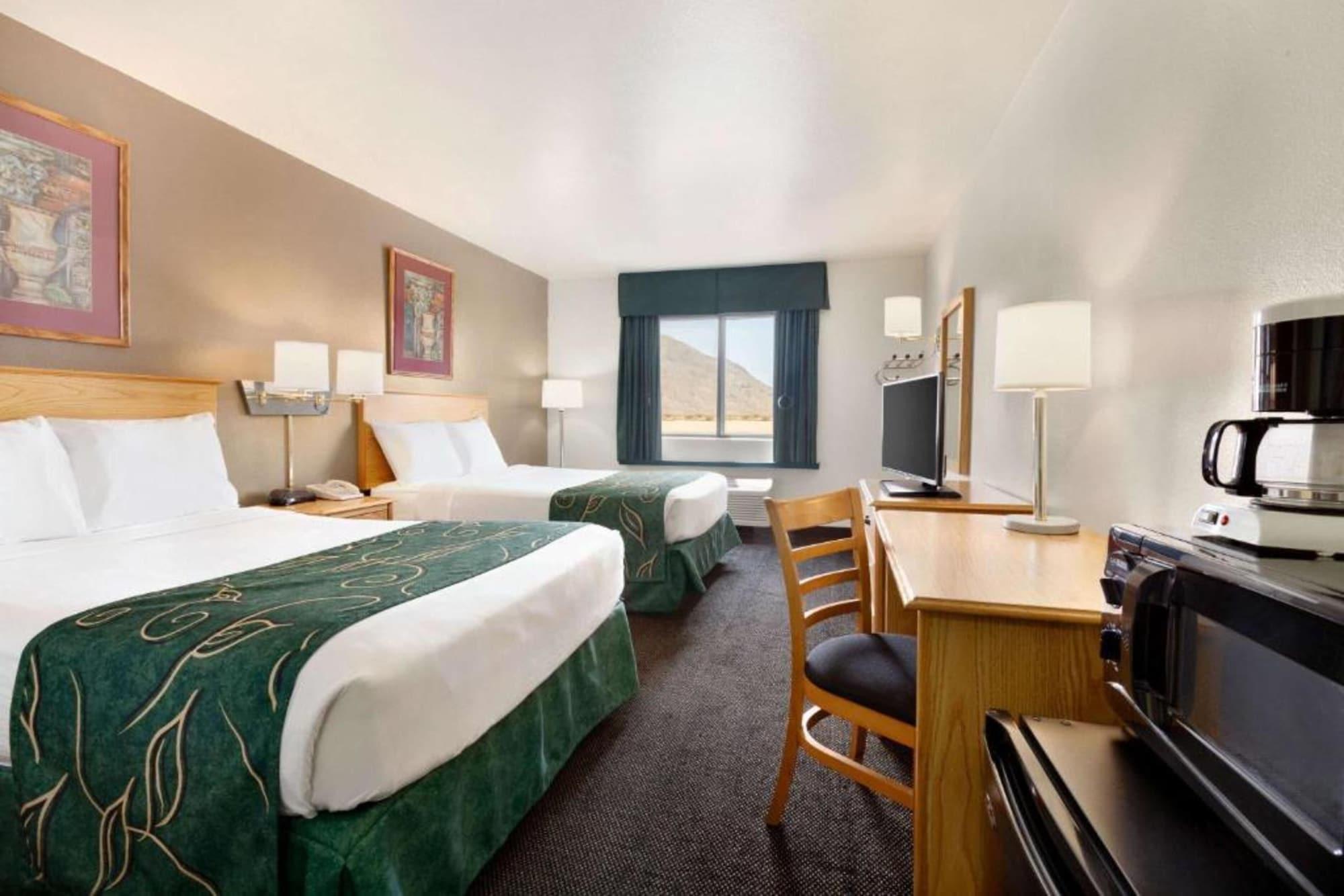 Travelodge By Wyndham Yermo Extérieur photo