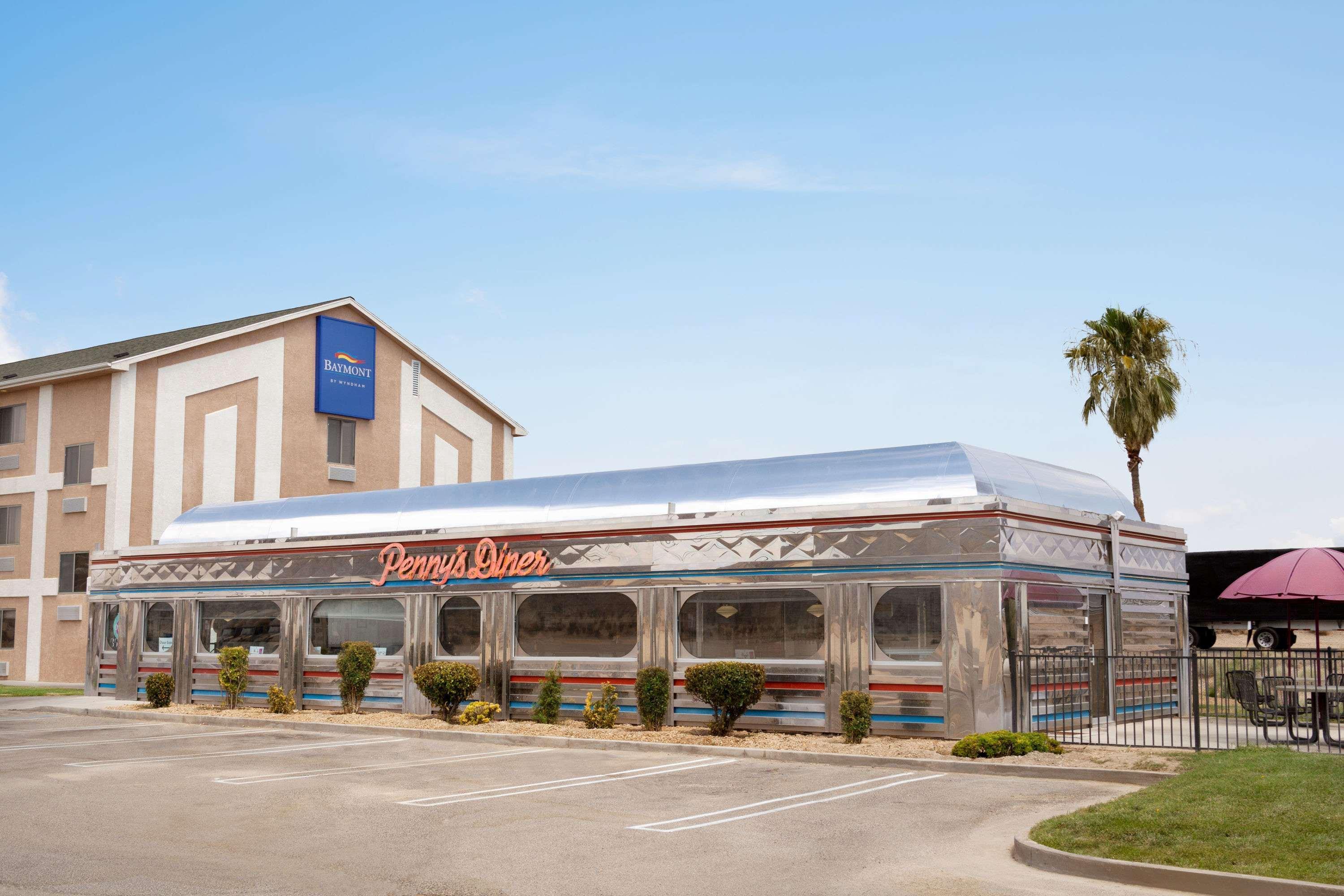 Travelodge By Wyndham Yermo Extérieur photo