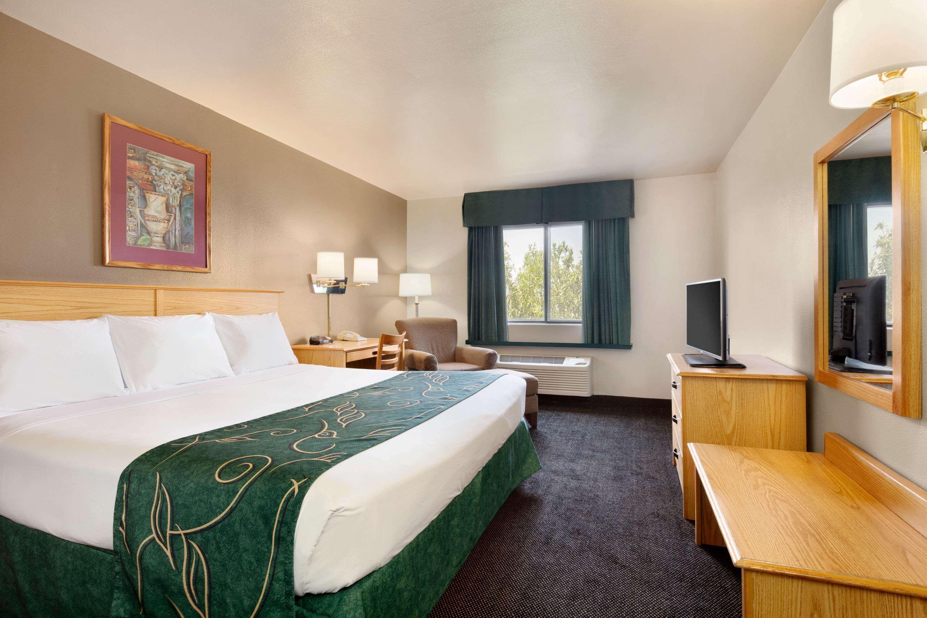 Travelodge By Wyndham Yermo Extérieur photo